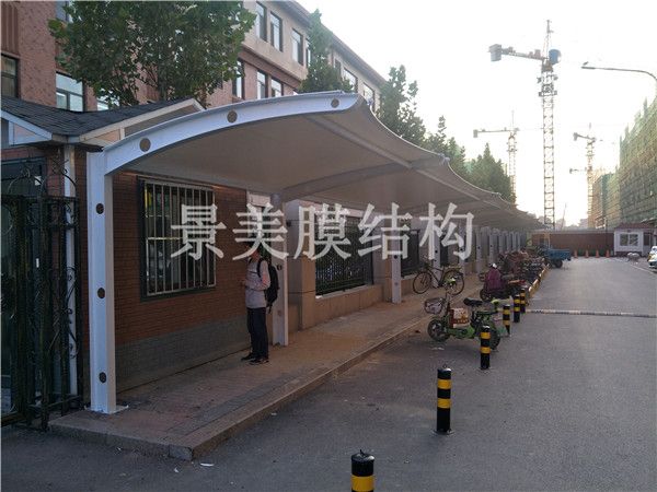 濰坊濰城實驗小學自行車棚